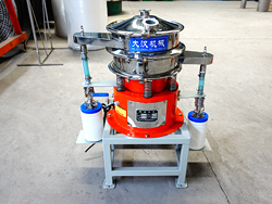 設計精巧耐用，網孔不堵塞、粉末不飛揚，雜質、粗料自動排出